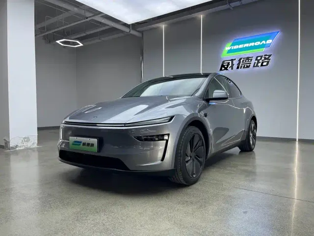 Фотография автомобиля — Tesla Model Y