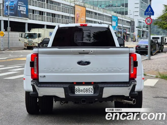 Ford F350 — Фото автомобиля 6