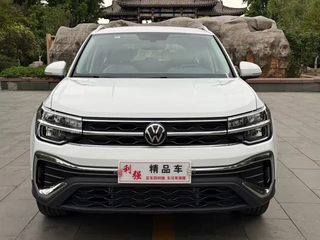 Volkswagen Tharu — Фото автомобиля 2