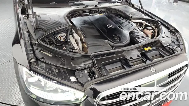 Mercedes-Benz S-Class — Фото автомобиля 6