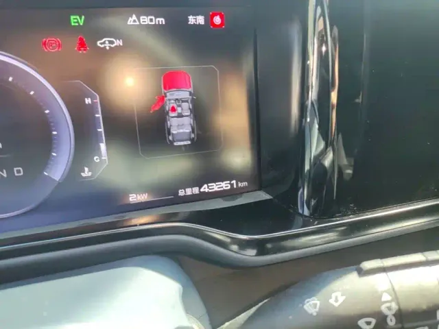 BYD FangChengBao Leopard 5 — Фото автомобиля 11