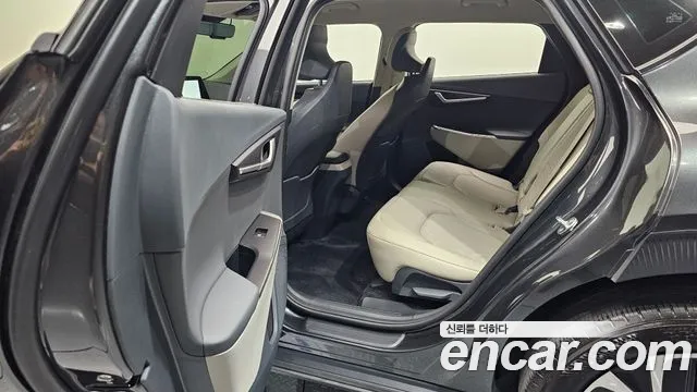 Kia EV6 Standard — Фото автомобиля 11
