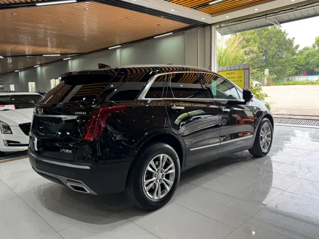 Cadillac XT5 — Фото автомобиля 6