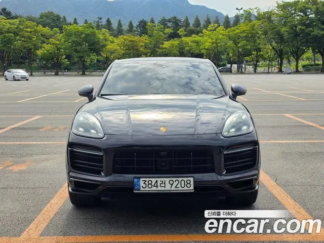 Porsche Cayenne — Фото автомобиля 3