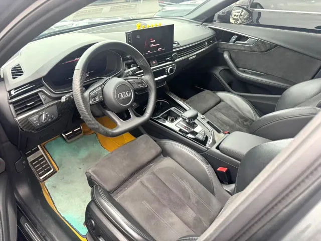 Audi A4L — Фото автомобиля 5