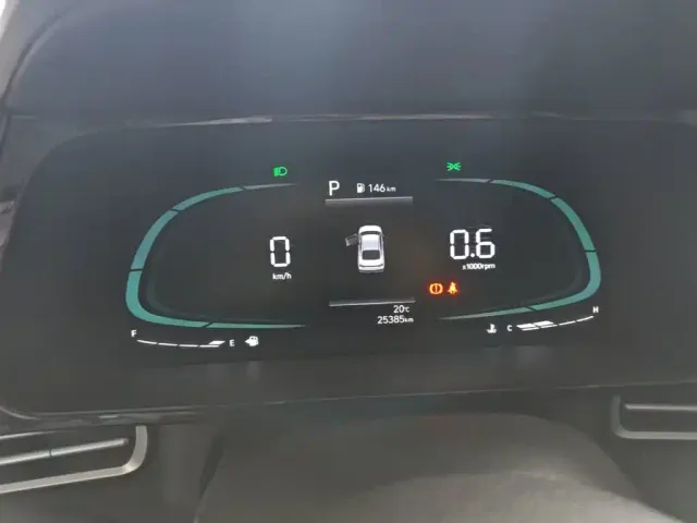 Hyundai Elantra — Фото автомобиля 11