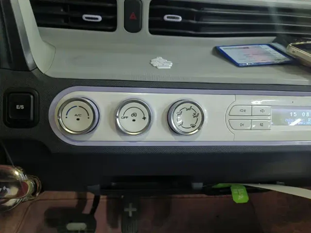Wuling Hongguang Mini EV — Фото автомобиля 12