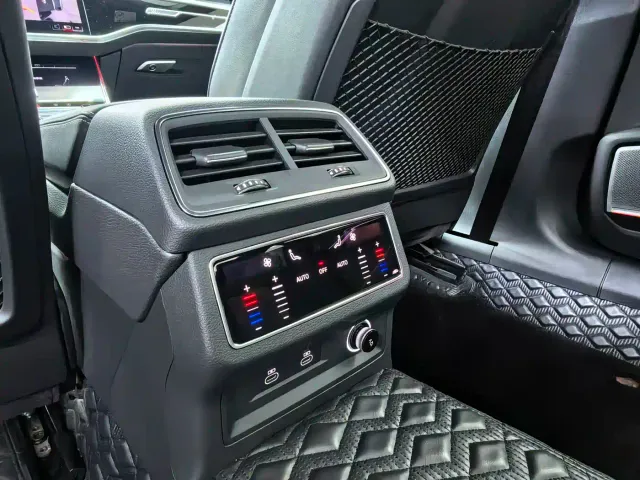 Audi A6L — Фото автомобиля 13