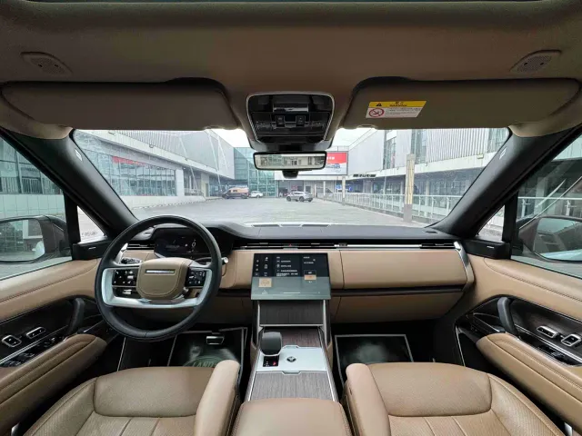 Land Rover Range Rover — Фото автомобиля 10