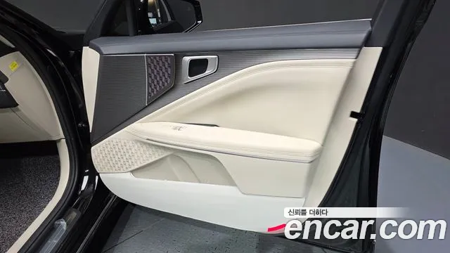 Kia K8 The New K8 2.5 Бензин 2WD — Фото автомобиля 23