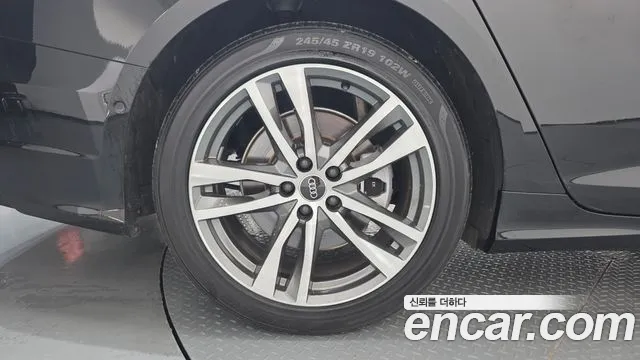 Audi A6 45 TFSI quattro Premium — Фото автомобиля 5
