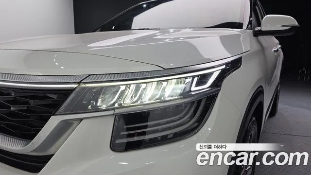 Kia Seltos — Фото автомобиля 7