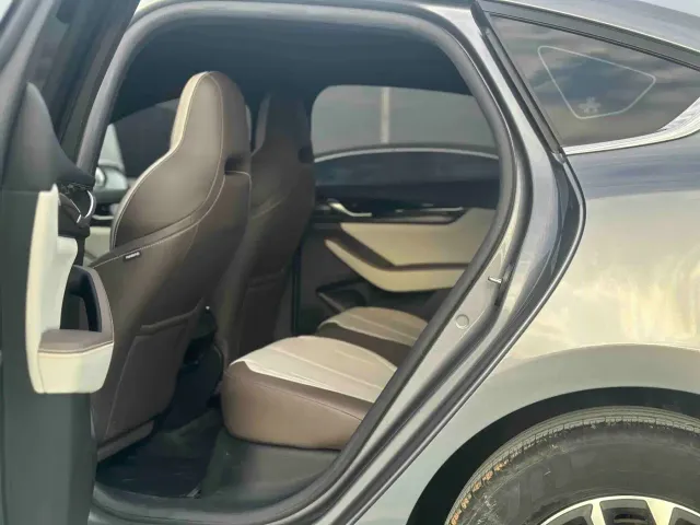 BYD Qin PLUS — Фото автомобиля 6
