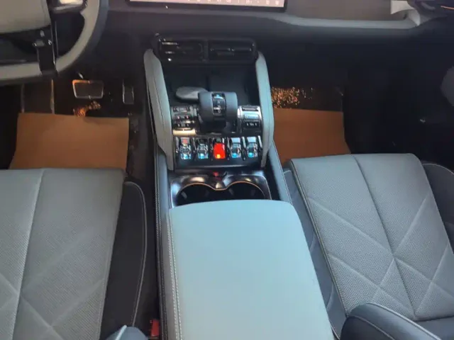 BYD FangChengBao Leopard 5 — Фото автомобиля 13