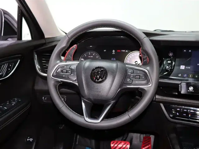 Buick Envision S — Фото автомобиля 13