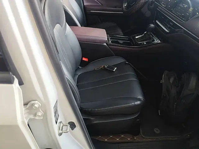 GAC Trumpchi M6 — Фото автомобиля 24