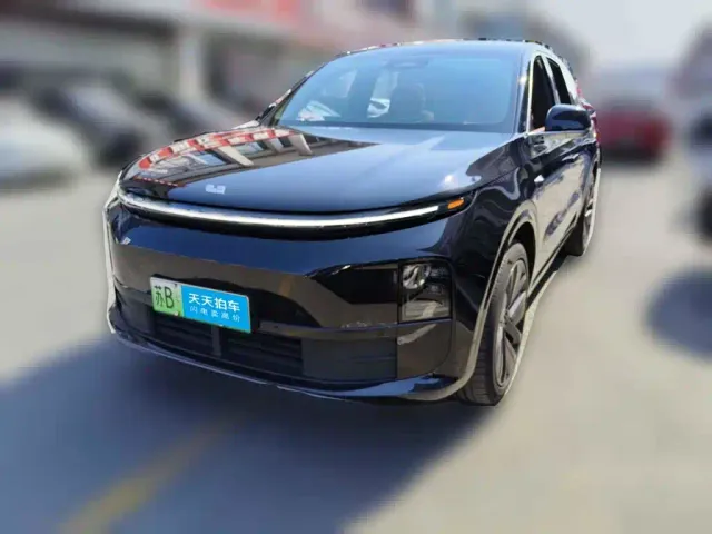 Фотография автомобиля — Li Auto L6