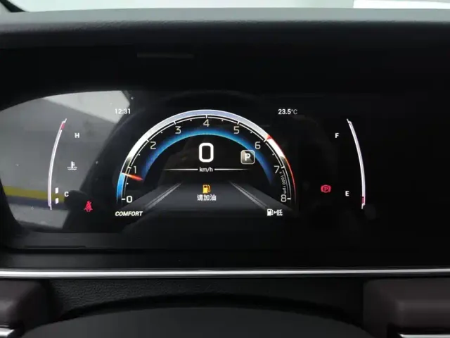 GAC Trumpchi M6 — Фото автомобиля 14
