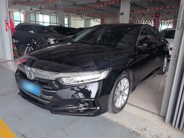 Фотография автомобиля — Honda Accord
