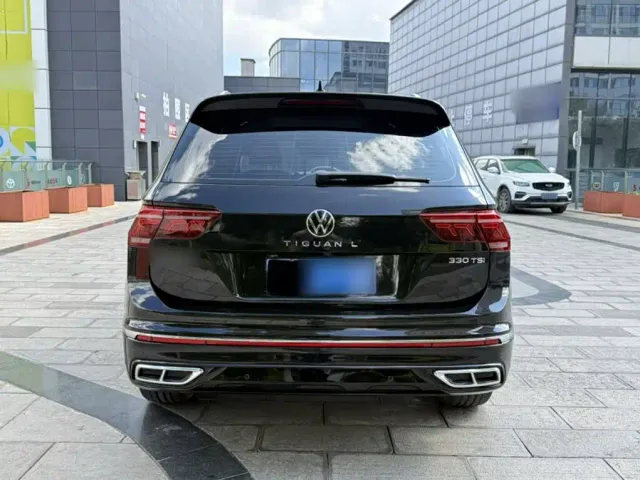 Volkswagen Tiguan L — Фото автомобиля 12