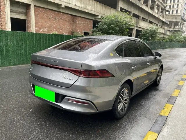 BYD Qin PLUS — Фото автомобиля 8