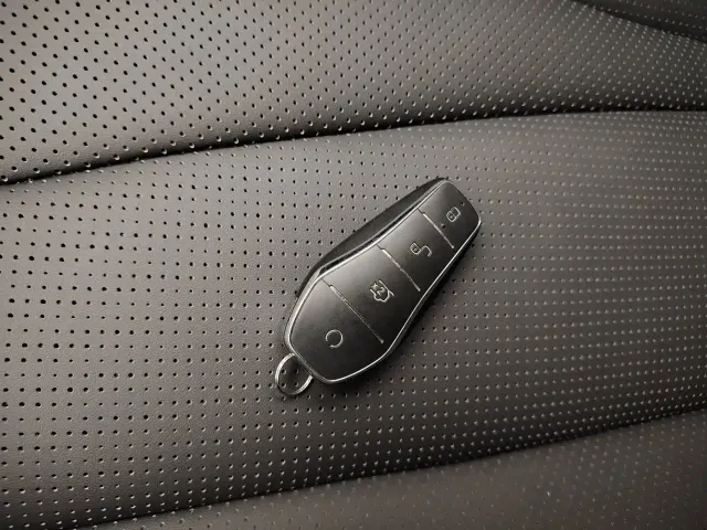 BYD Sealion 06 — Фото автомобиля 20