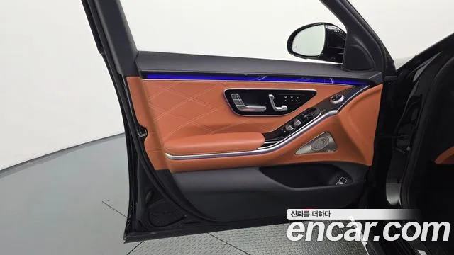 Mercedes-Benz S-Class — Фото автомобиля 13
