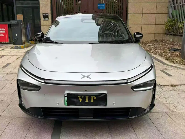 Xpeng P7+ — Фото автомобиля 2