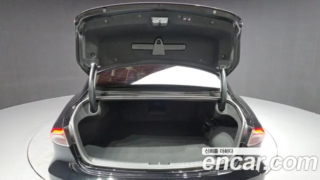 Hyundai Grandeur — Фото автомобиля 20