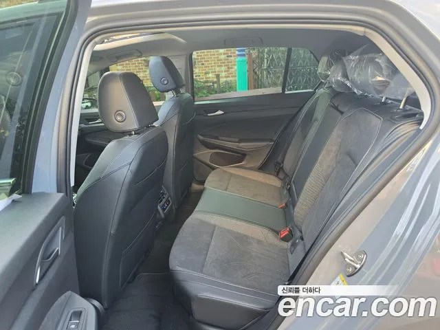 Volkswagen Golf Golf 8 поколение 2.0 TDI Prestige — Фото автомобиля 11