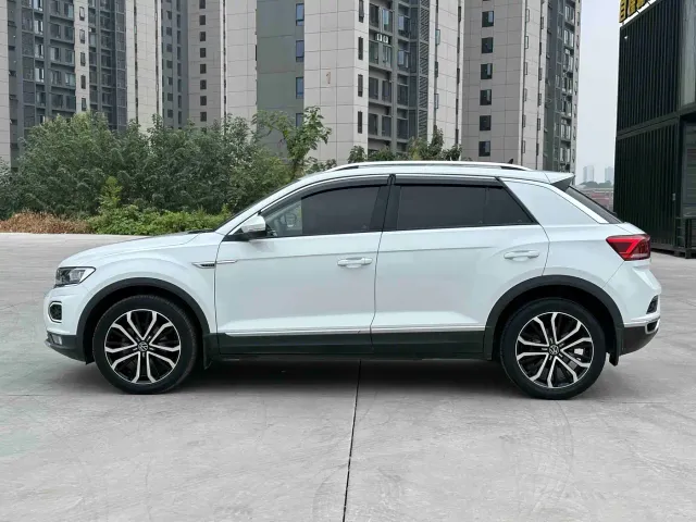 Volkswagen T-Roc — Фото автомобиля 7