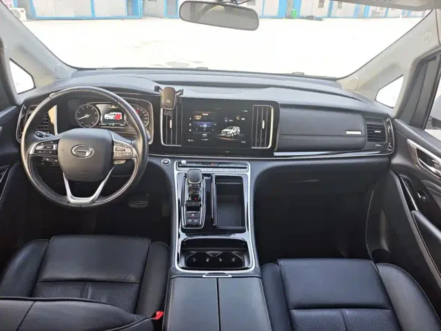 GAC Trumpchi M8 — Фото автомобиля 13