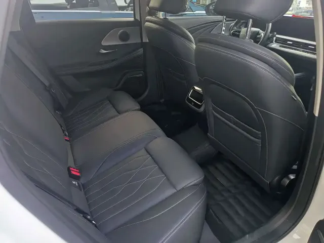 Chery Arrizo 8 — Фото автомобиля 4