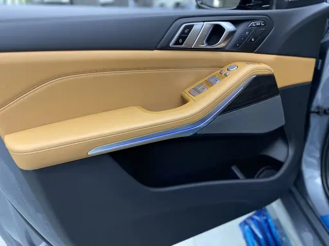 BMW X7 — Фото автомобиля 11