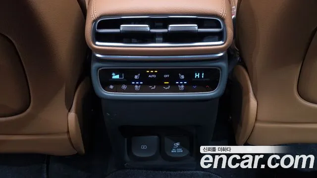 Genesis GV80 — Фото автомобиля 29