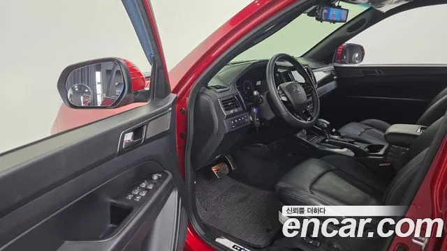 KG_Mobility_Ssangyong Rexton Новый Rexton Sport Дизель 2.2 4WD — Фото автомобиля 11