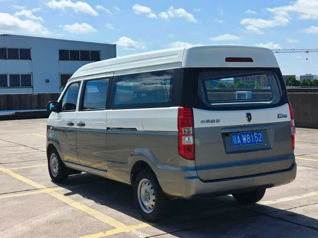 Jinbei New Hiace X30L — Фото автомобиля 7