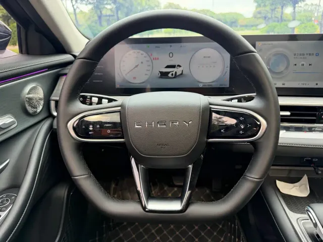 Chery Arrizo 8 — Фото автомобиля 9