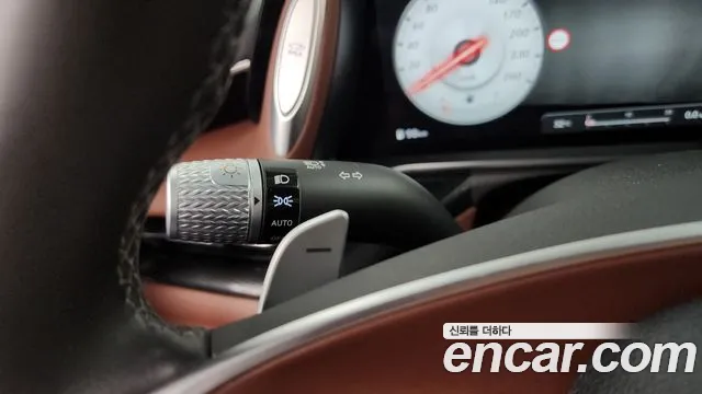 Genesis G90 Бензин 3.5 турбо AWD — Фото автомобиля 16