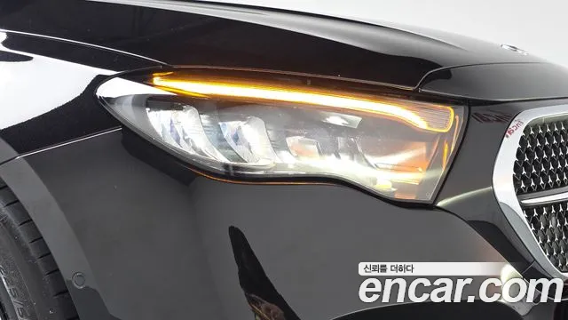 Mercedes-Benz E-Class — Фото автомобиля 7