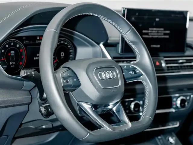 Audi Audi Q5L 2024 Model 40 TFSI Luxury Dynamic — Фото автомобиля 9