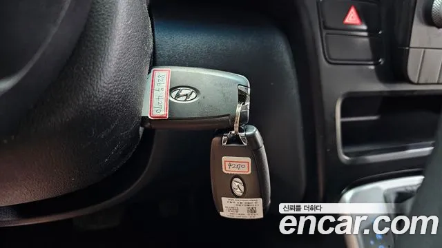 Hyundai Staria Staria Карго 3 места — Фото автомобиля 16