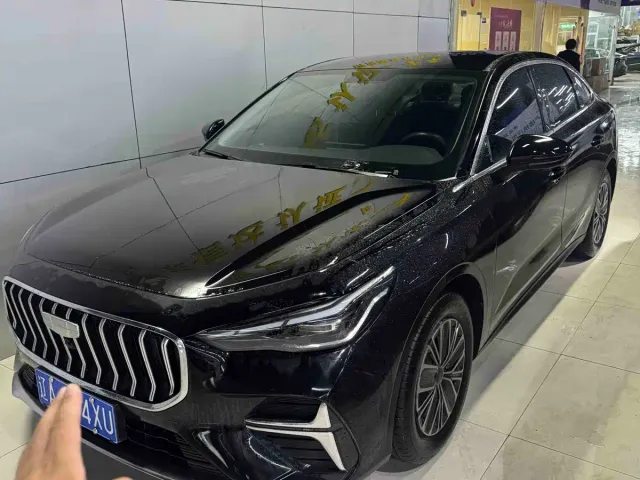 Geely Emgrand — Фото автомобиля 12