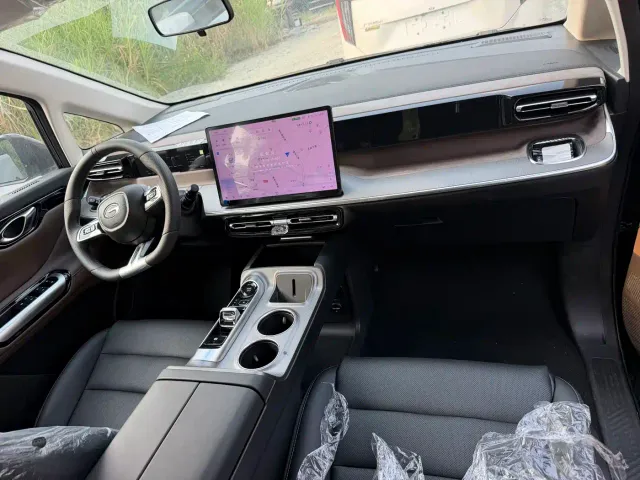 GAC Trumpchi E8 — Фото автомобиля 24