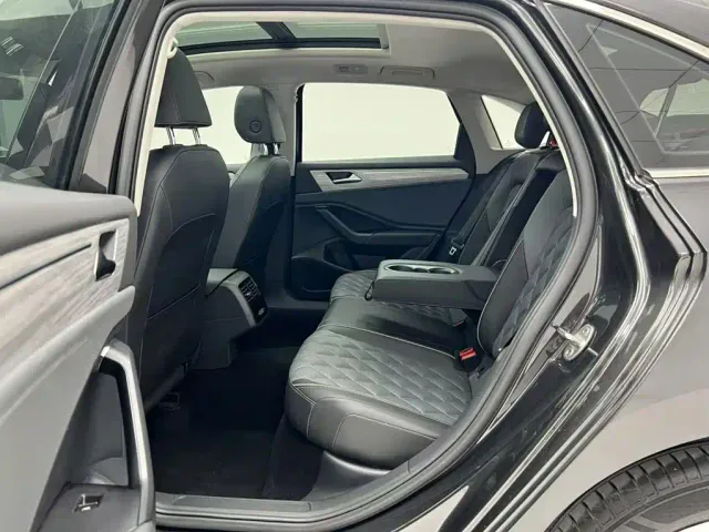 Volkswagen Sagitar — Фото автомобиля 20
