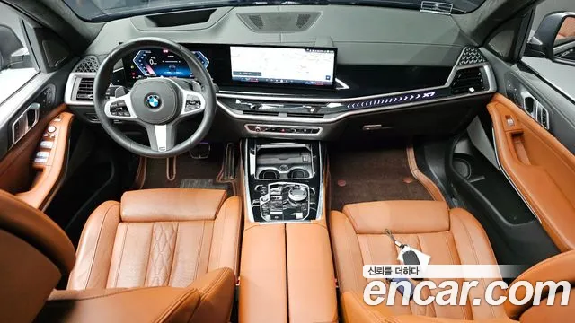 BMW X7 — Фото автомобиля 6