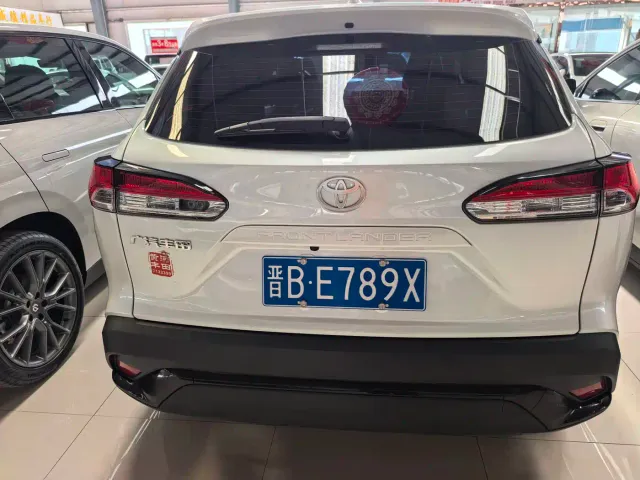 Toyota Frontlander — Фото автомобиля 4