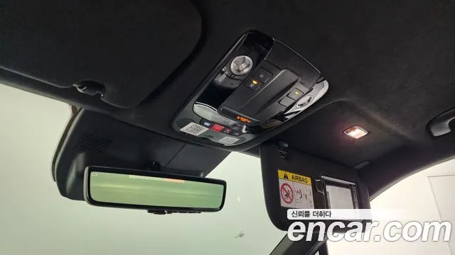 Kia Sorento Новый Sorento 4 поколение Дизель 2.2 2WD — Фото автомобиля 17