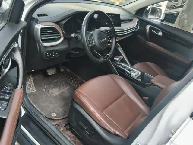 Kia Sportage — Фото автомобиля 9