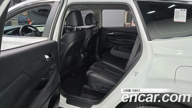 Hyundai Santafe Новый Santa Fe Дизель 2.2 2WD — Фото автомобиля 10
